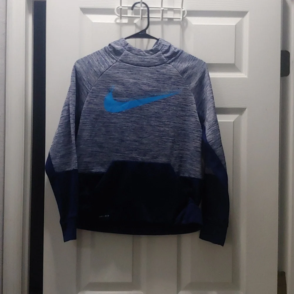 Boys pullover - Picture 1 of 2